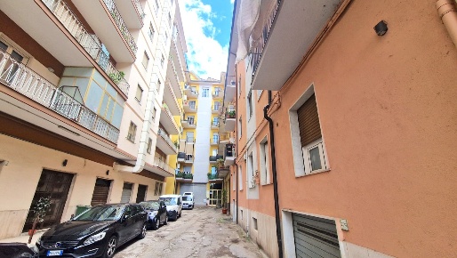 Foto Appartamento in Via Tagliamento 273, Avellino di 130 m² con 4 locali