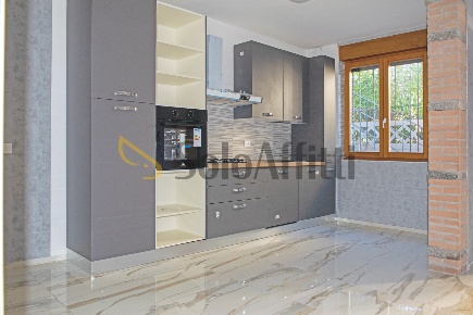 Foto Appartamento a Giussano Centro di 80 m² con 2 locali in affitto