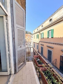 Foto Appartamento in via corso cavour, Montefiascone di 42 m² in vendita