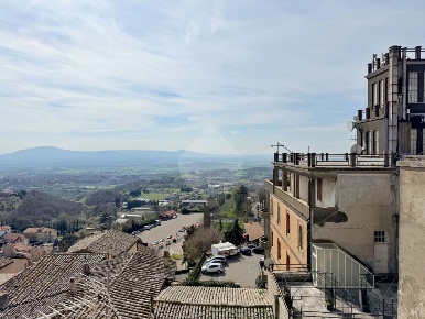 Foto Appartamento in VIA CORSO CAVOUR, Montefiascone di 56 m² in vendita