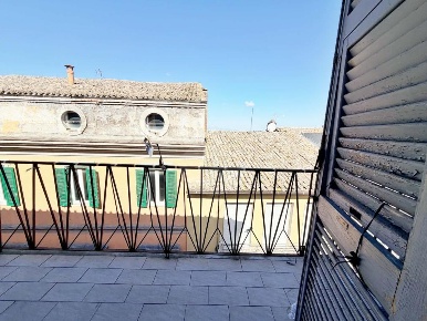 Foto Appartamento in VIA CORSO CAVOUR, Montefiascone di 42 m² in vendita