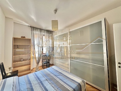 Foto Appartamento in Via Fogazzaro, Milano Montenero di 62 m² con 2 locali