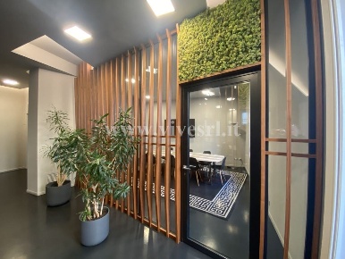 Foto Ufficio a Milano Palestro di 370 m² con 9 locali in affitto