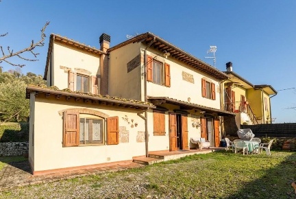 Foto Rustico a Palaia Montecastello, Treggiaia, I Fabbri di 163 m²