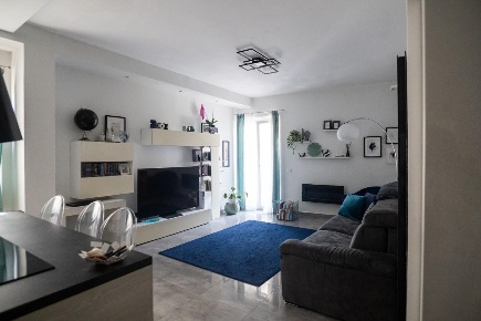 Foto Appartamento a Carrara Marina di Carrara di 86 m² con 4 locali