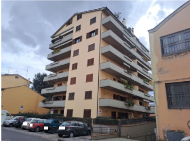Foto Appartamento a Prato Zarini - Valentini di 98 m² con 5 locali