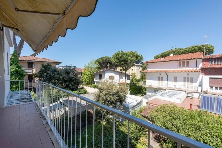 Foto Appartamento a Viareggio Città Giardino di 150 m² con 6 locali