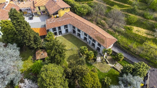 Foto Villa unifamiliare in VIA CANTURINA 310, Como Albate - Muggiò