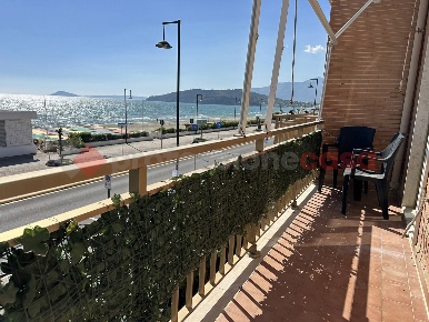 Foto Appartamento in Via Severino Gazzelloni 2, Minturno Centro di 140 m²