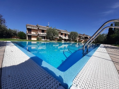 Foto Appartamento in Via sissiline 1, San Felice del Benaco Centro di 50 m²