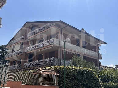 Foto Appartamento in Via Traversa 41, Mercogliano di 100 m² con 3 locali