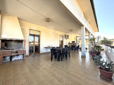 Foto Appartamento a Castelfranco di Sotto Centro di 130 m² con 5 locali