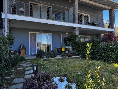 Foto Appartamento in per Pisano, Meina di 80 m² con 3 locali in vendita