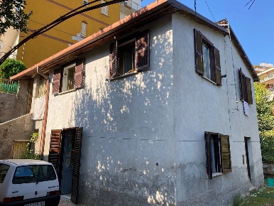 Foto Villa unifamiliare in Via Campagnano 75, Roma Cassia - San Godenzo