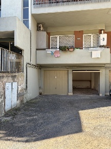 Foto Box in Via MARIO PELAGALLI 51, Cerveteri Centro di 13 m² con 1 locali