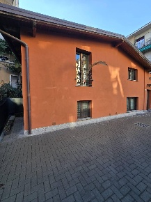 Foto Villa unifamiliare in bellinzona, Como Monte Olimpino di 200 m²