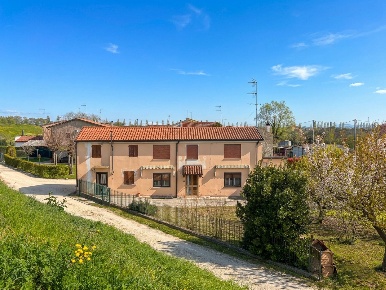 Foto Casa indipendente in Via CORBOLA Via Argine Po 0, Corbola di 129 m²