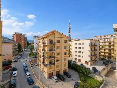 Foto Appartamento in via Madonna dei Cieli 16, Catanzaro di 130 m²