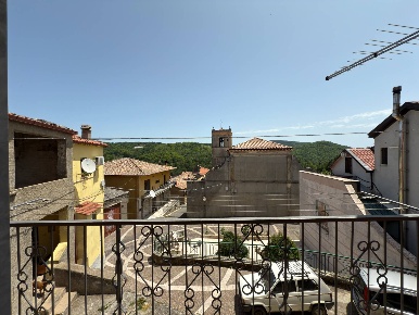Foto Villa a schiera in via Partenope, Carlopoli Centro di 215 m²