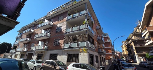 Foto Appartamento in Via Alessandro Brisse, Roma Portuense di 56 m²
