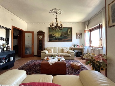 Foto Appartamento in via Angitola, Catanzaro Santa Maria di 143 m²