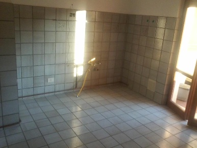 Foto Appartamento in VIA GRAMSCI, Fabriano Centro di 120 m² con 4 locali