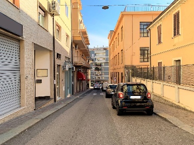 Foto Magazzino in Via Vittorio Veneto, Catanzaro San Leonardo di 31 m²