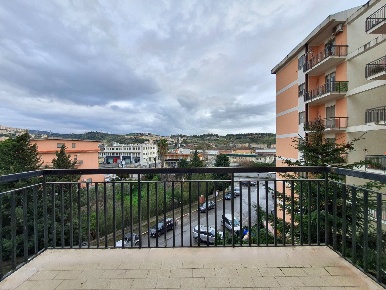 Foto Appartamento in via Italo Paparazzo, Catanzaro Santa Maria di 122 m²