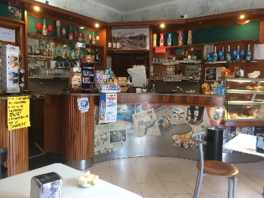 Foto Attività commerciale in piazza garibaldi 2, Pisa San Francesco