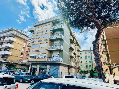 Foto Appartamento in Viale Paolo Orlando 74, Roma Ostia Levante di 83 m²