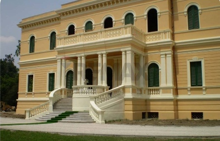 Foto Villa unifamiliare in Viale adriatico 2, Ferrara Centro di 2000 m²