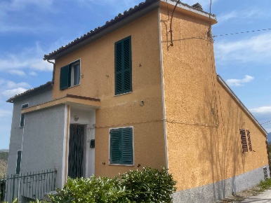Foto Appartamento in località Frassineta 3A, Sassoferrato di 110 m²