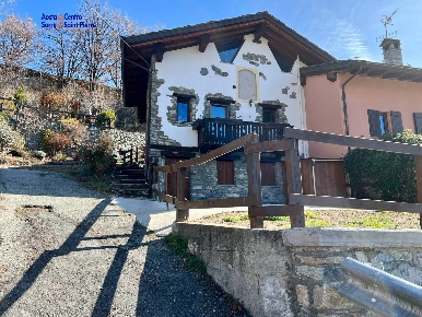 Foto Appartamento in Frazione Goillaz Superiore 14, Saint-Denis di 73 m²