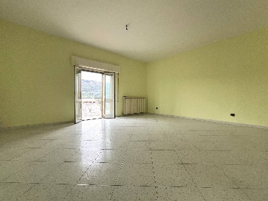 Foto Appartamento in Viale dei Feaci 9, Squillace Squillace Lido di 130 m²