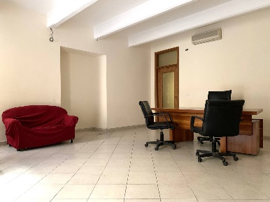 Foto Ufficio in Corso Mazzini snc, Catanzaro Centro Storico di 60 m²