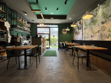 Foto Negozio in via Genova, Catanzaro Catanzaro Lido di 80 m² con 2 locali