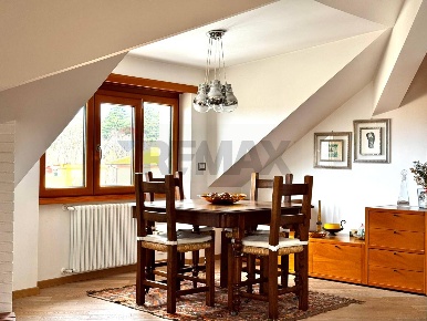 Foto Appartamento in Via Attilio Verdirosi 30, Roma Cesano di 100 m²