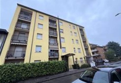 Foto Appartamento in via De Amicis 49, Concorezzo Centro di 83 m²