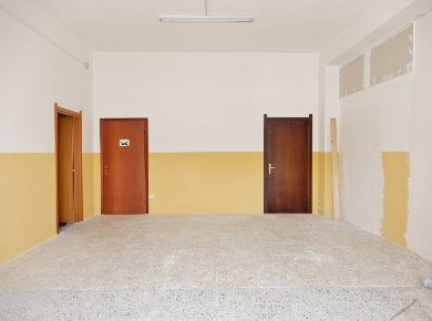 Foto Negozio in via Mottola d'Amato snc, Catanzaro Stadio - Pontepiccolo