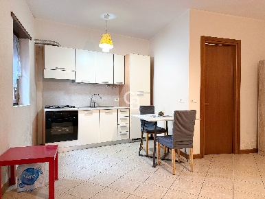 Foto Appartamento in Via Vico Squarano 14, Viterbo Carmine - Pietrare