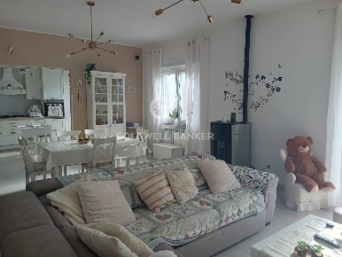 Foto Villa unifamiliare in Via S. Francesco D'Assisi 57, Bassano Romano
