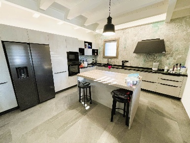 Foto Rustico a Viareggio Terminetto - Migliarina di 180 m² con 6 locali