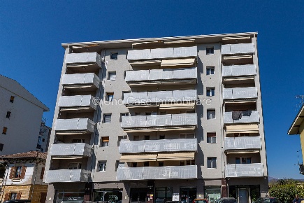 Foto Appartamento in Via Roma 12, Banchette di 53 m² con 2 locali