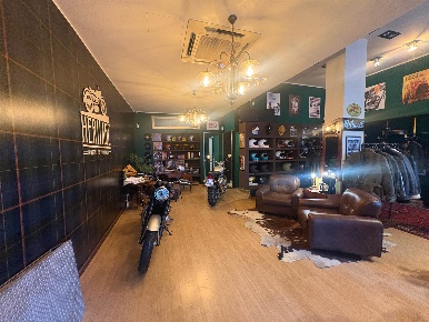 Foto Attività commerciale a Sant'Agata li Battiati di 50 m² con 1 locali