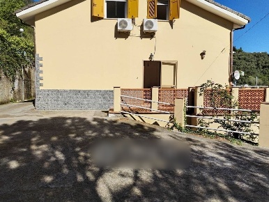Foto Appartamento in Via Olivella Caminata 36, Casarza Ligure Centro