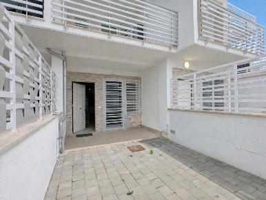 Foto Appartamento in Via Capranica 10, Guidonia Montecelio Setteville Nord