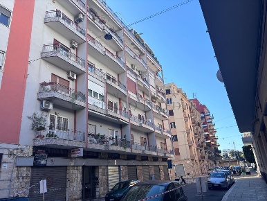 Foto Appartamento in Via Tenente Casale Y. Figoroa 14, Bari Libertà