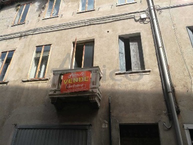 Foto Appartamento in Centro storico RO, Rovigo Centro Storico di 650 m²