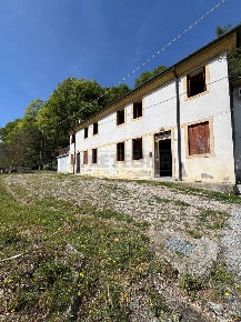 Foto Casale in Via Roma 15, Val Liona San Germano Dei Berici di 360 m²
