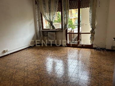 Foto Appartamento in Via Merano 7, Verona Borgo Roma di 90 m² con 5 locali